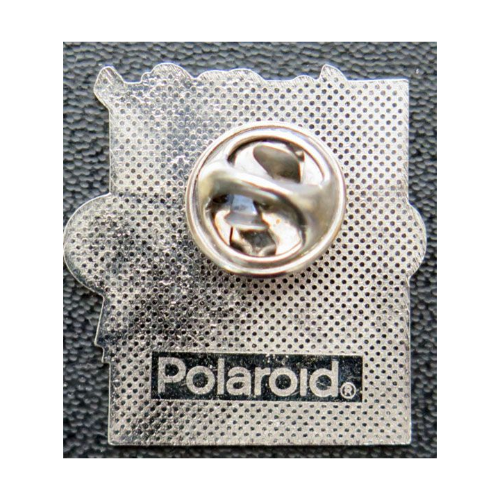 PIN'S : Polaroïd high definition de hauteur 3 cm