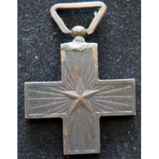 ITALIE : croix du mérite de guerre sans ruban