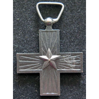 ITALIE : croix du mérite de guerre sans ruban bélière fixe