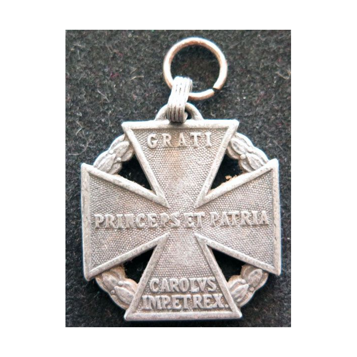 GRATI PRINCEPS ET PATRIA CAROLUS IMP REX VITAM ET SANGUINEM MDCCCCXVI