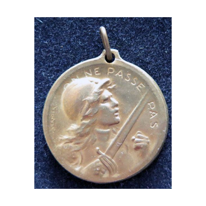 médaille de Verdun 21 février 1916 type Vernier en bronze sans ruban