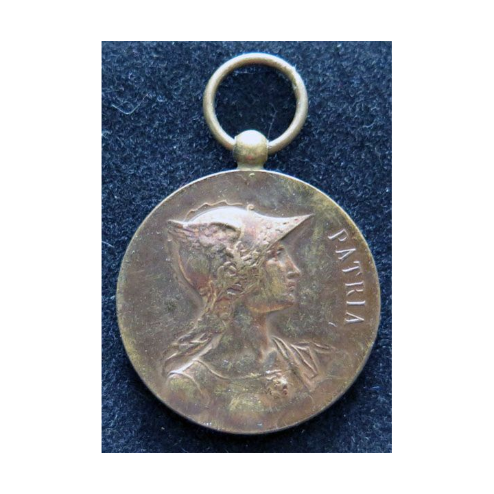 FRANCE : médaille Patria 1900 sans ruban