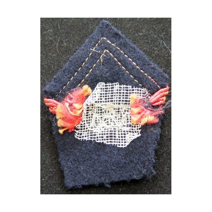 soutache de col du 151° régiment d'infanterie en cannetille