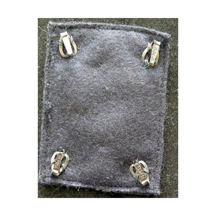 27° BA : insigne tissu de la 27° brigade alpine sur tissu noir et crochets