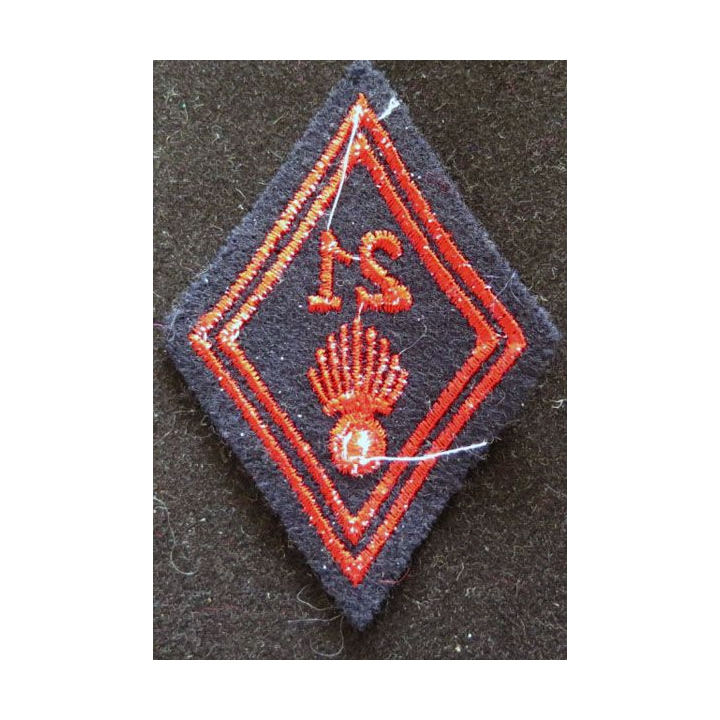LOSANGE DE BRAS MODÈLE 45 :  21° régiment d'infanterie troupe