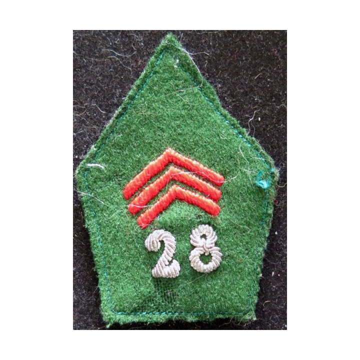 SOUTACHE : insigne de col du 28° régiment de train en canetille