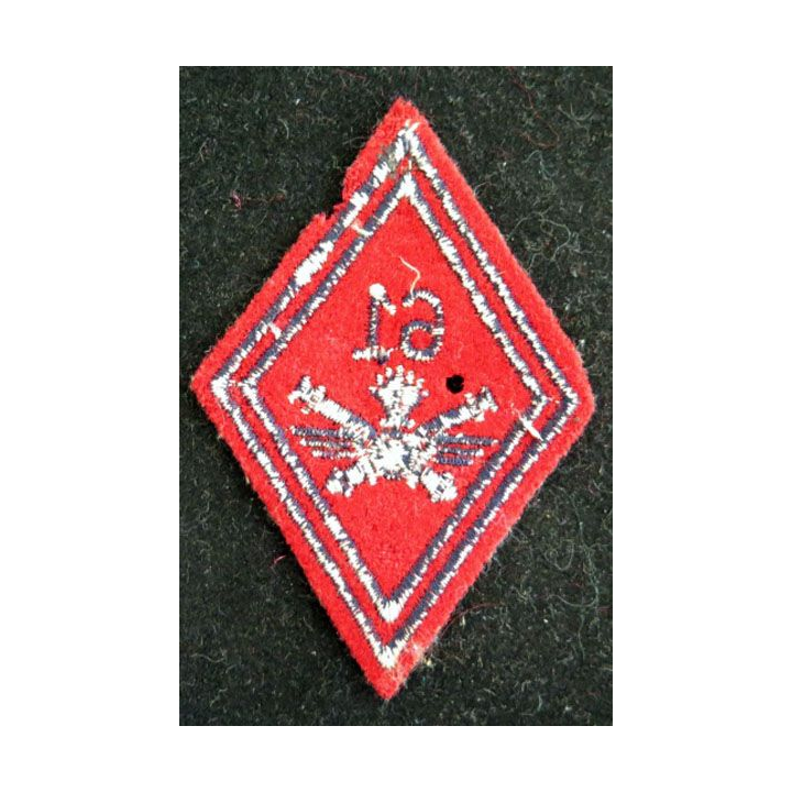 LOSANGE DE BRAS MODÈLE 45 : 61° régiment d'artillerie antiaérienne troupe (trou de mite)