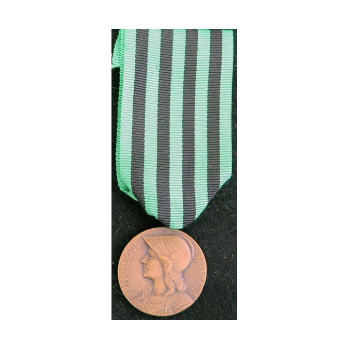 FRANCE : médaille commémorative de la guerre 1870-1871