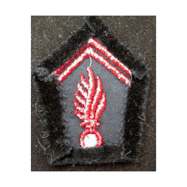 Soutache ( insigne de col ) du corps des sapeurs pompiers