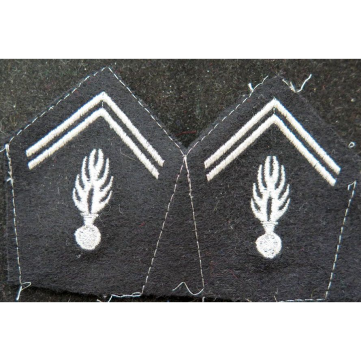 SOUTACHE : insigne de col de gendarme en paire