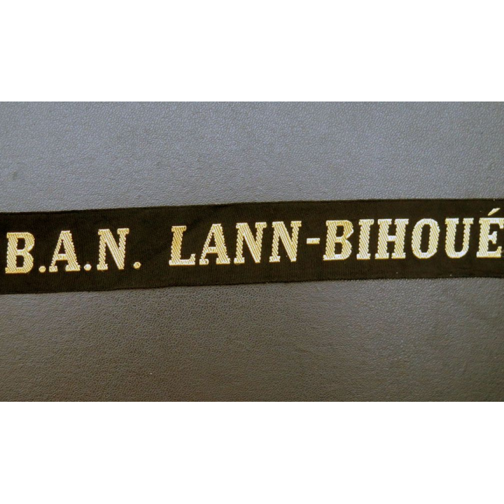 MARINE : bande de bachi de marin " B.A.N. LANN-BIHOUÉ " longueur 65 cm fils dorés