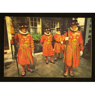 ANGLETERRE : YEOMEN WARDERS DE LA TOUR DE LONDRES