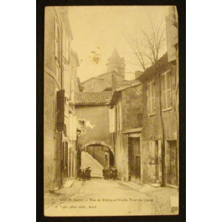 AUCH - RUE DE VALMY ET VIEILLE TOUR DU LYCÉE