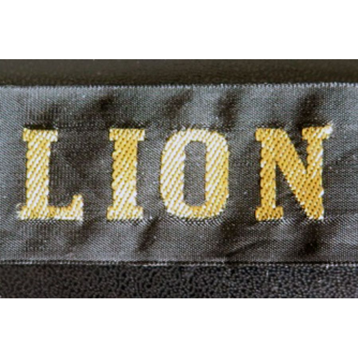 MARINE : bande de bachi de marin " LION " longueur 65 cm fils tissus dorés