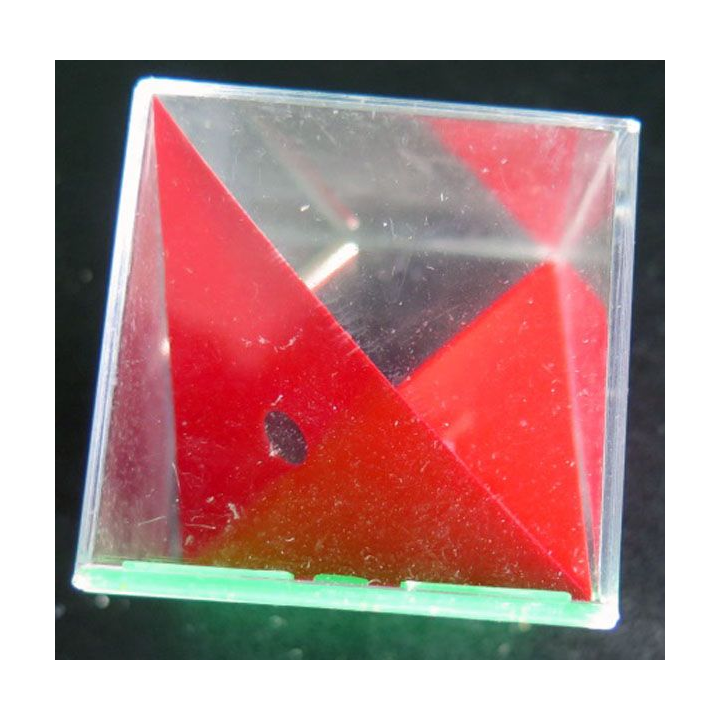 jeu d'adresse 5 dans cube plastique 4 x 4 x 4 cm 