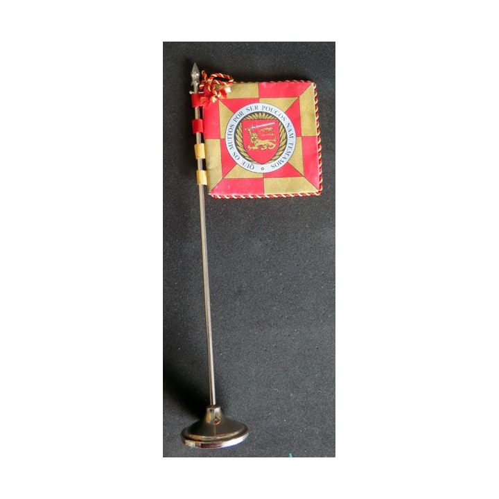 Drapeau opérations spéciales Que os muitos por ser poucos nam temamos