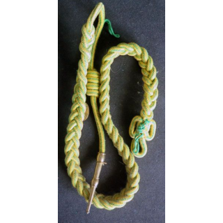 fourragère de la médaille militaire aiguillette dorée