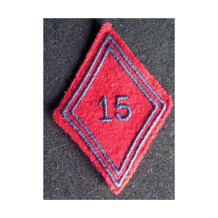 LOSANGE DE BRAS MODÈLE 45 : 15° régiment d'artillerie troupe