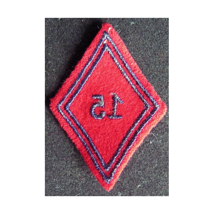 LOSANGE DE BRAS MODÈLE 45 : 15° régiment d'artillerie troupe