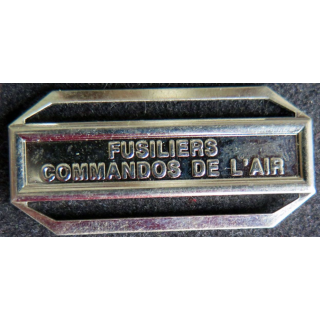 Barrette " FUSILIERS COMMANDOS DE L'AIR " en métal argenté