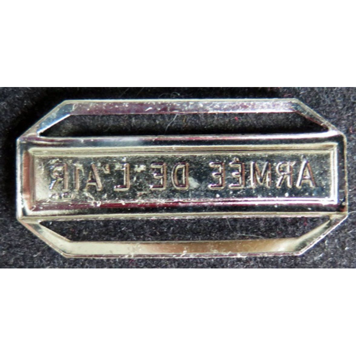 Barrette " ARMÉE DE L'AIR " en métal argenté