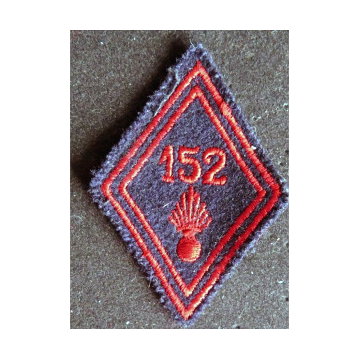 LOSANGE DE BRAS MODÈLE 45 : 152° régiment d'infanterie troupe