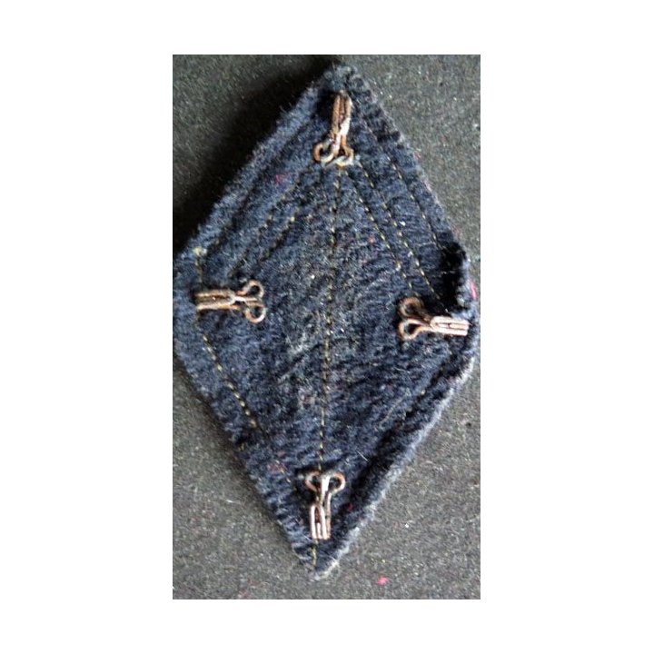 LOSANGE DE BRAS MODÈLE 45 :1° Classe de régiment des troupes de marine