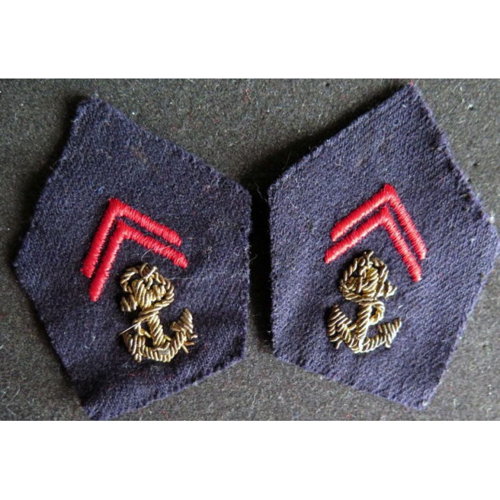 SOUTACHE paire d'insigne de col de l'infanterie de marine cannetille