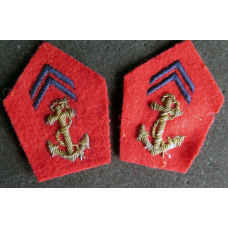SOUTACHE : paire d'insignes de col d'artillerie de marine en cannetille
