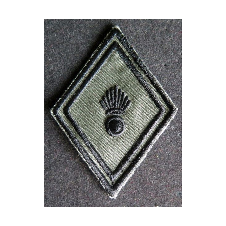 LOSANGE DE BRAS MODÈLE 45 :  régiment d'infanterie troupe basse visibilité