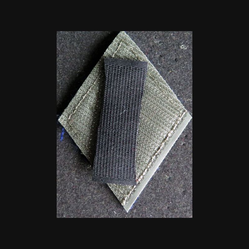 patch ancien MILITAIRE losange de bras modèle 45 (c65