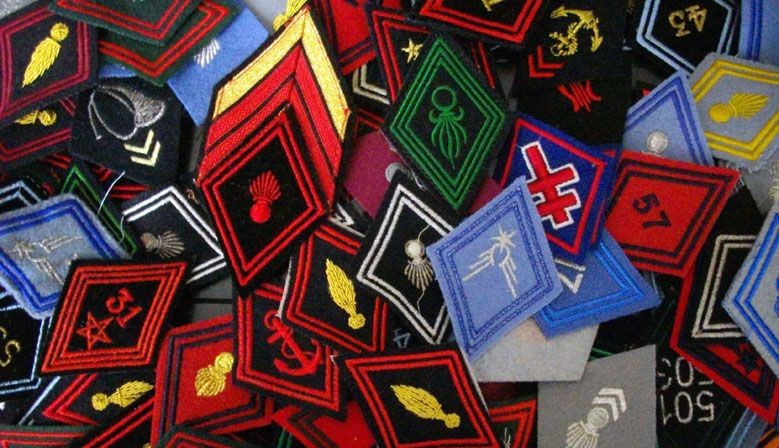 Insignes militaires français en tissu
